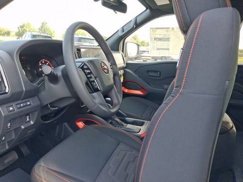 New 2026 Nissan Frontier Pro-X w/ Pro-X Convenience Package RWD image 5