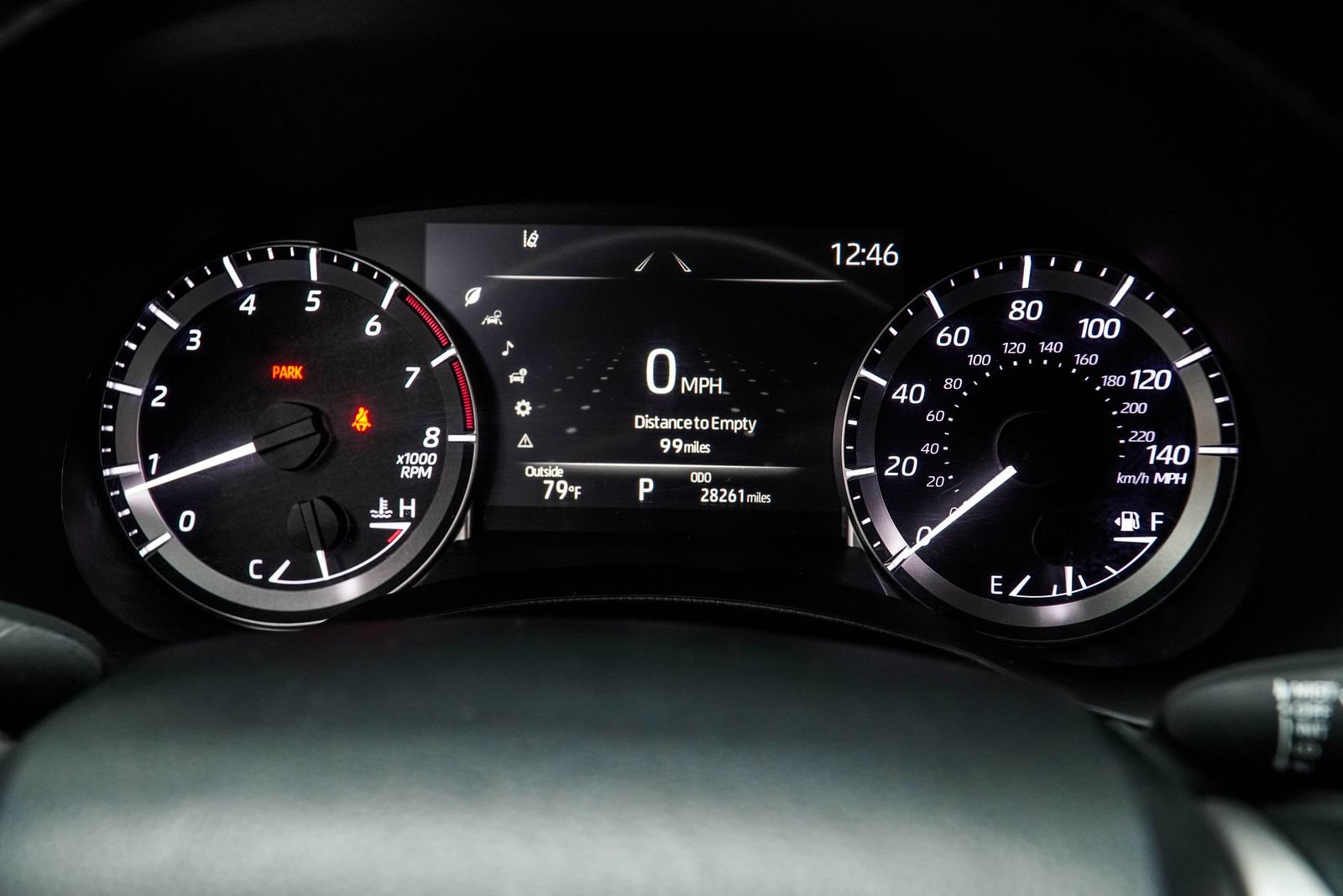 Used 2025 Toyota Highlander LE FWD image 32