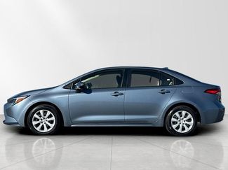 Used 2024 Toyota Corolla LE FWD video 3