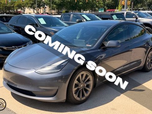 Used 2022 Tesla Model 3 RWD image 1