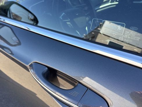 Used 2017 Ford Fusion Titanium image 8