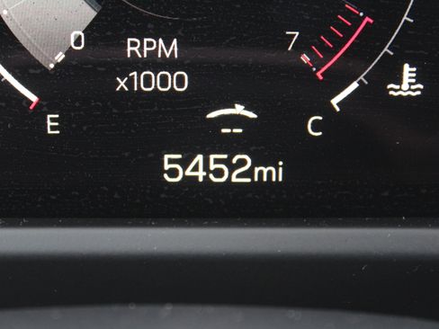 Certified 2025 GMC Acadia Elevation w/ LPO, Floor Liner Package image 14