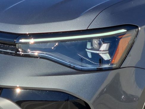 New 2026 Volkswagen Taos S image 7