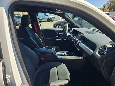 Used 2026 Mercedes-Benz GLB 35 AMG 4MATIC image 10