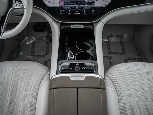Used 2023 Mercedes-Benz EQS 580 4MATIC SUV image 22