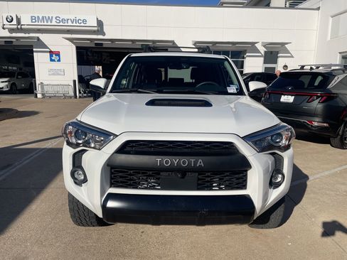 Used 2022 Toyota 4Runner TRD Pro image 2