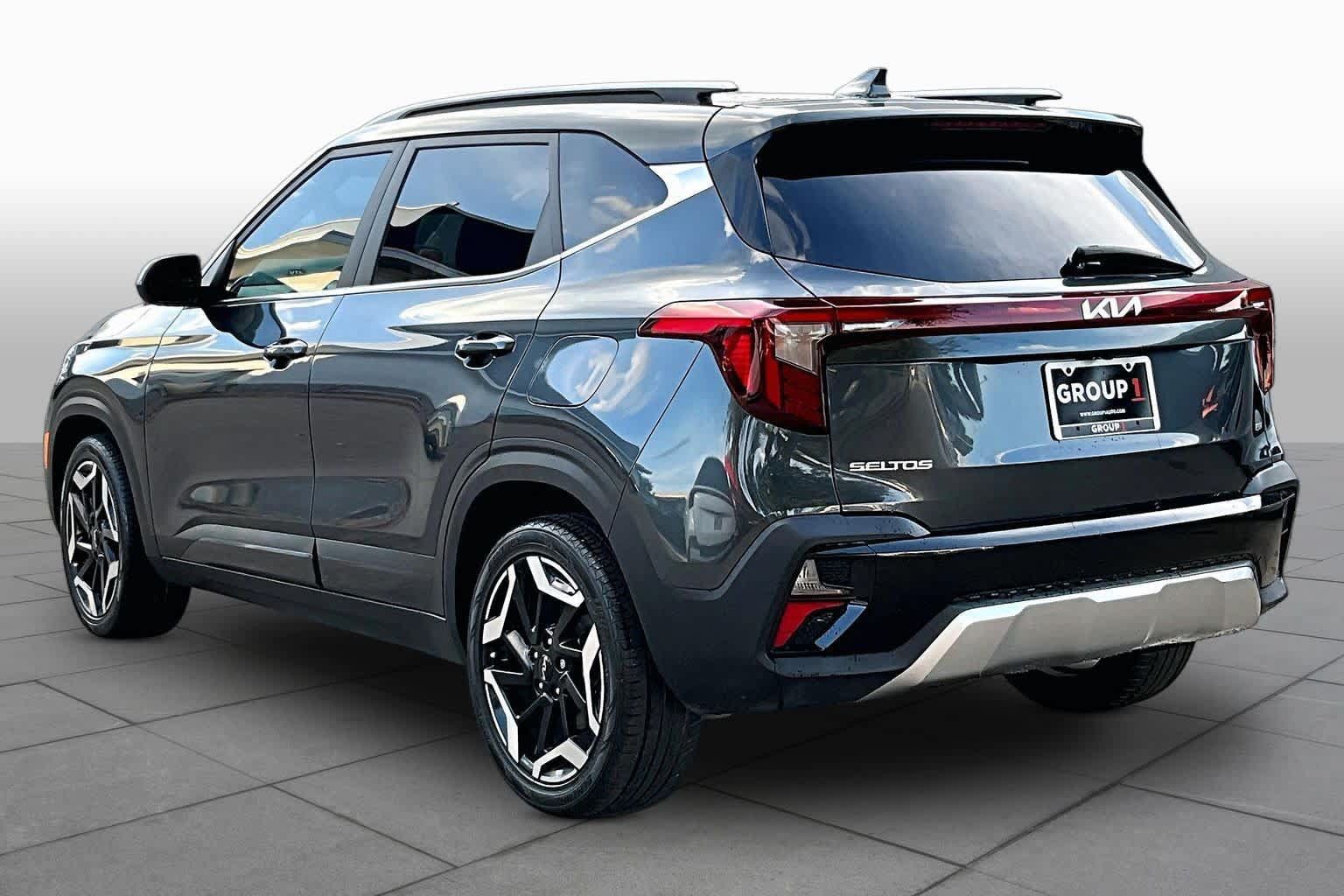 Used 2024 Kia Seltos SX AWD/4WD image 12
