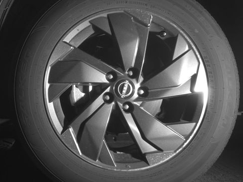 Used 2025 Nissan Rogue SV image 12