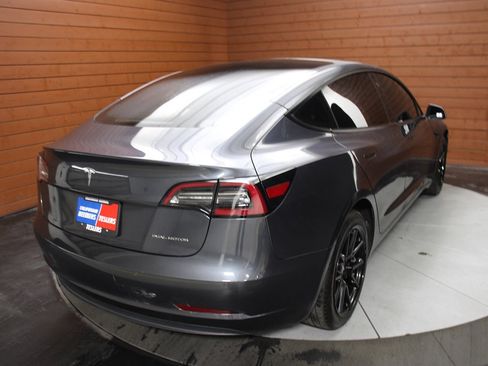 Used 2022 Tesla Model 3 Long Range image 9