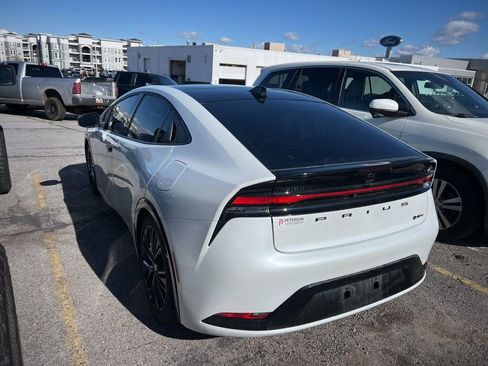 Used 2025 Toyota Prius AWD image 11