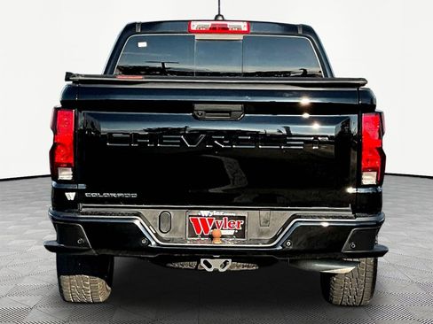 Used 2025 Chevrolet Colorado W/T AWD/4WD image 5