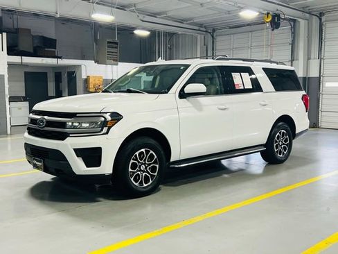 Used 2023 Ford Expedition Max XLT AWD/4WD image 17