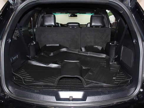 Used 2016 Ford Explorer Platinum AWD/4WD image 40