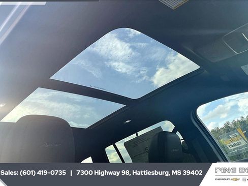 New 2026 Buick Enclave Avenir image 16