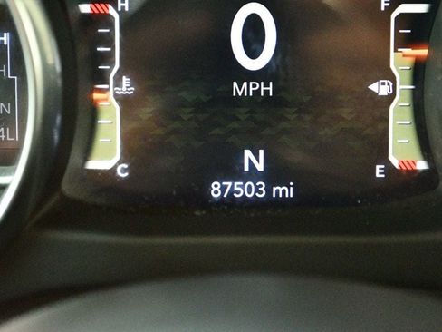 Used 2018 Jeep Wrangler Unlimited Rubicon AWD/4WD image 46