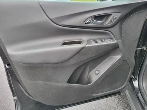 Used 2024 Chevrolet Equinox LT image 5