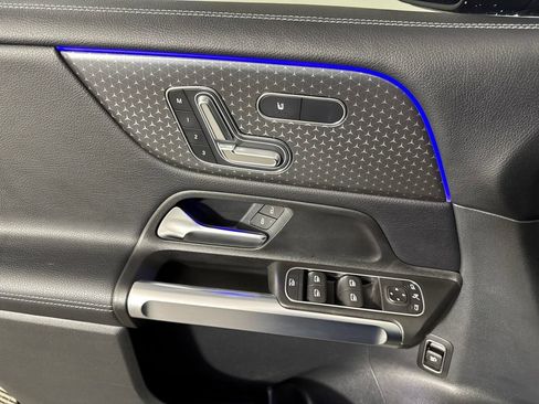 Certified 2024 Mercedes-Benz GLB 250 4MATIC image 25