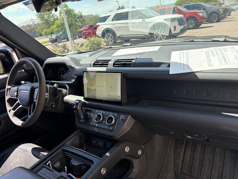 Used 2023 Land Rover Defender 110 Carpathian Edition AWD/4WD image 31