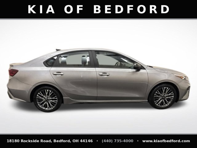Certified 2024 Kia Forte GT-Line FWD image 4