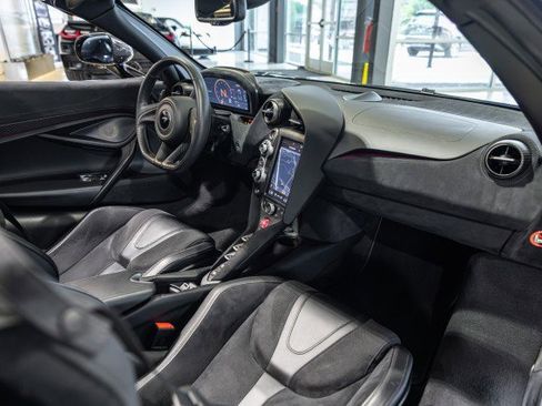 Used 2020 McLaren 720S Spider RWD image 50