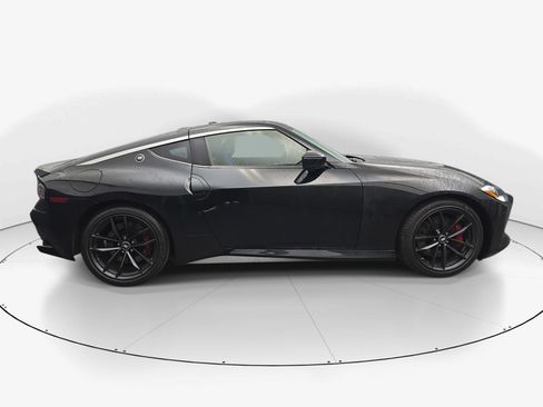 Used 2024 Nissan Z Performance w/ Floor Mat Package RWD image 9