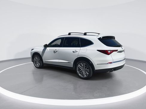 Used 2023 Acura MDX SH-AWD w/ Advance Package image 6
