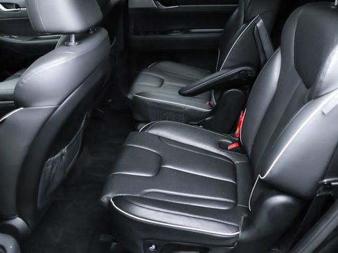 Used 2023 Hyundai Palisade SEL image 22