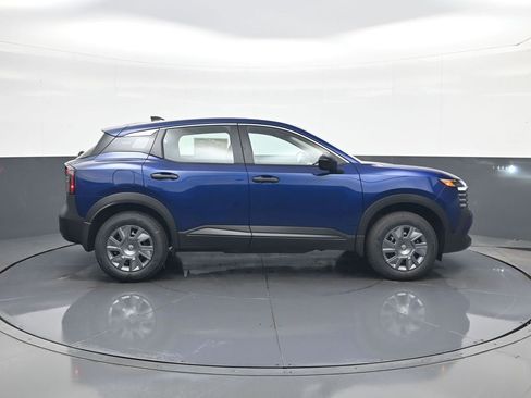 New 2026 Nissan Kicks S image 8