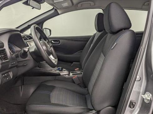 Used 2022 Nissan Leaf S FWD image 13