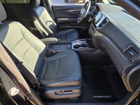 Used 2023 Honda Passport EX-L image 18