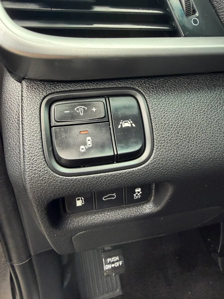 Used 2020 Kia Optima LX FWD image 14