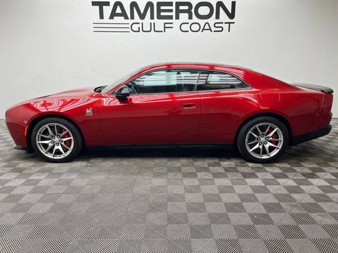 Used 2024 Dodge Charger Daytona Scat Pack w/ Plus Group AWD/4WD image 6