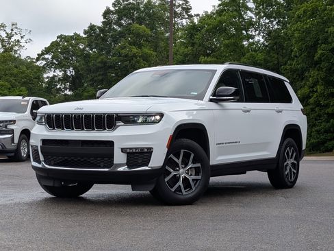 Used 2024 Jeep Grand Cherokee L Limited w/ Luxury Tech Group II AWD/4WD image 4