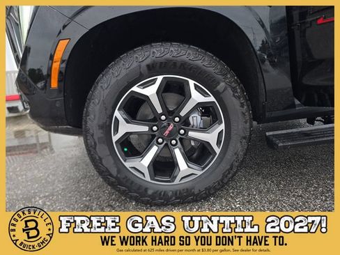 New 2026 GMC Yukon AT4 w/ AT4 Premium Plus Package AWD/4WD image 33