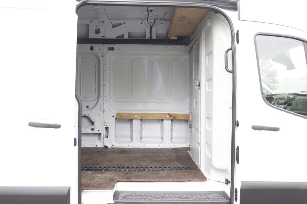Used 2023 Ford Transit 250 148 High Roof RWD image 24