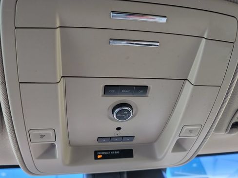 Used 2019 Chevrolet Tahoe LT RWD image 13