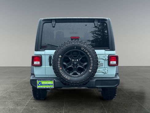 Used 2023 Jeep Wrangler Willys image 6