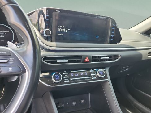 Used 2021 Hyundai Sonata Limited FWD image 11