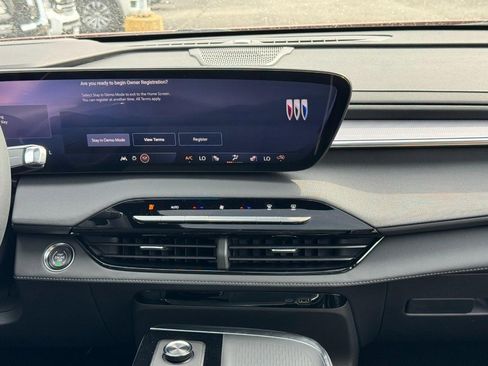 New 2026 Buick Enclave Sport Touring w/ Power Package image 8