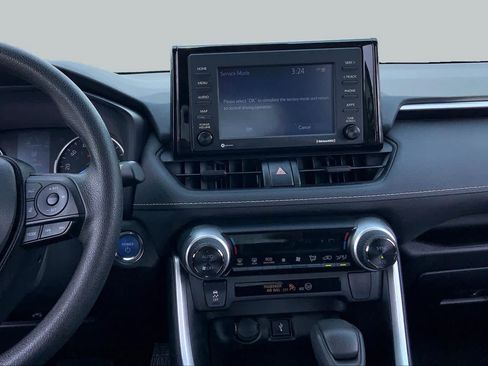 Used 2022 Toyota RAV4 XLE w/ Convenience Package AWD/4WD image 7