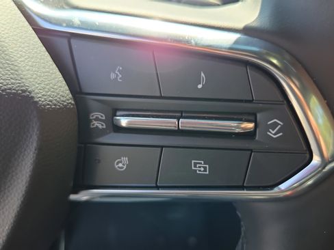 Used 2026 Chevrolet Equinox LT w/ Safety and Technology Package image 28