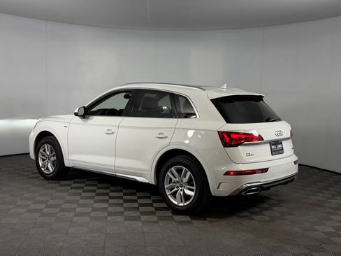 Used 2023 Audi Q5 2.0T Premium w/ Convenience Package AWD/4WD image 8