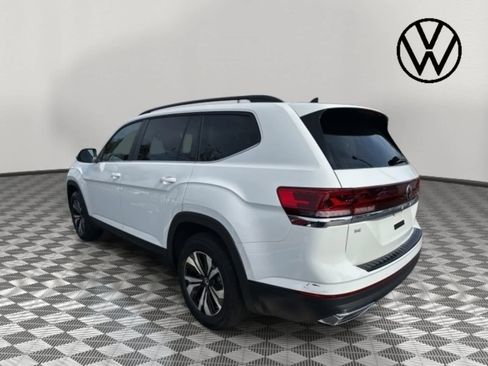 Used 2025 Volkswagen Atlas SE image 5