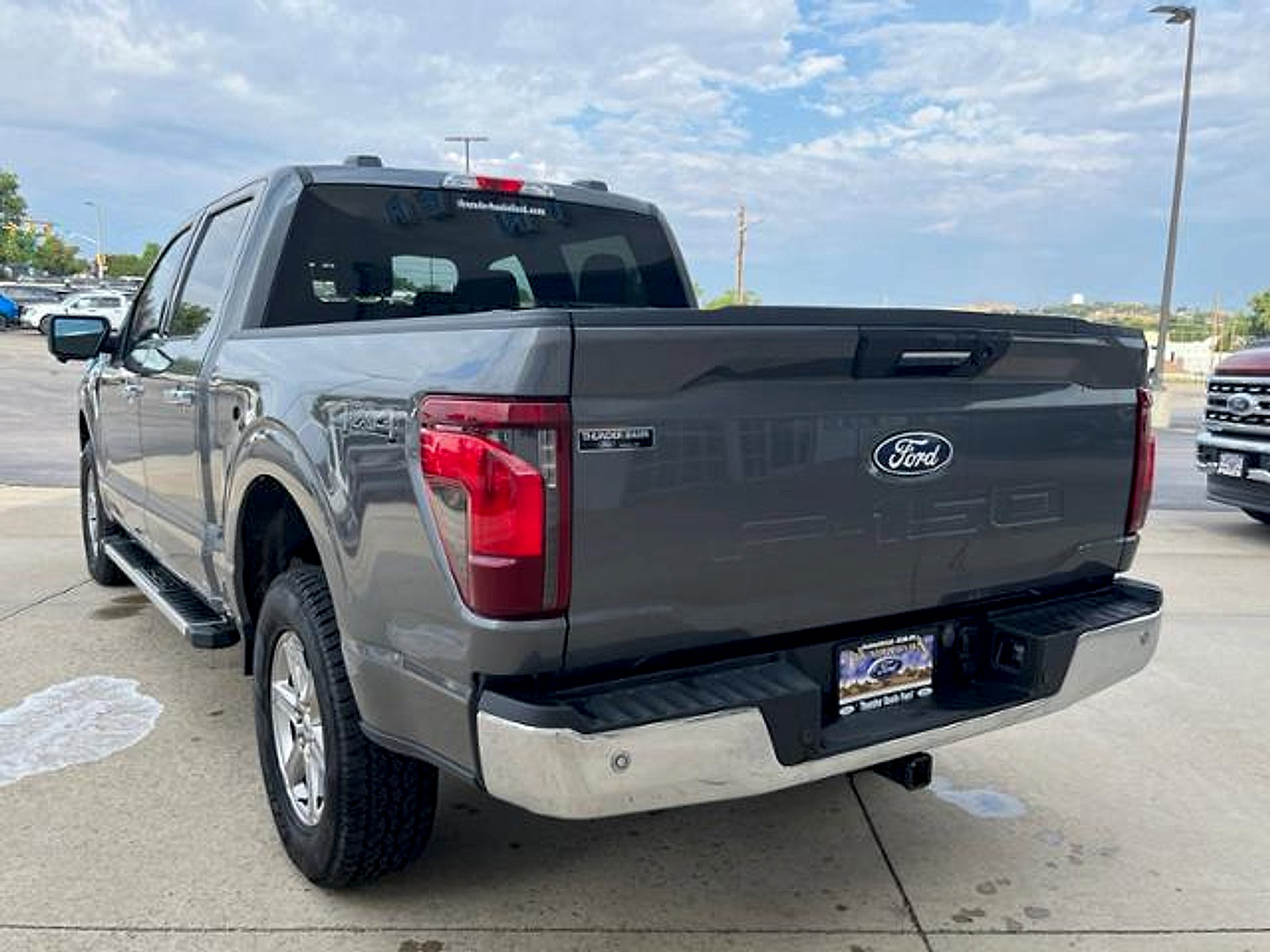 Used 2024 Ford F150 XLT AWD/4WD image 8