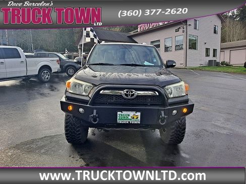 Used 2010 Toyota 4Runner SR5 image 8