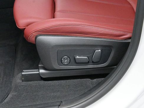 Used 2024 BMW X3 M40i w/ Premium Package image 15