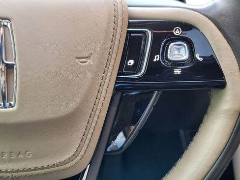 Used 2020 Lincoln Aviator Reserve w/ Equipment Group 202A image 28