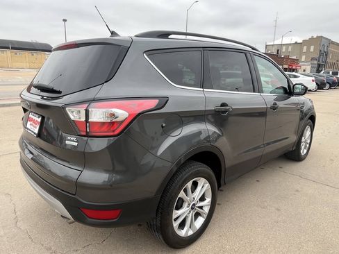 Used 2018 Ford Escape SEL FWD image 19