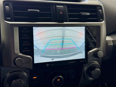 Used 2024 Toyota 4Runner SR5 Premium image 9