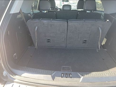 Used 2023 Ford Explorer XLT w/ Equipment Group 202A image 10